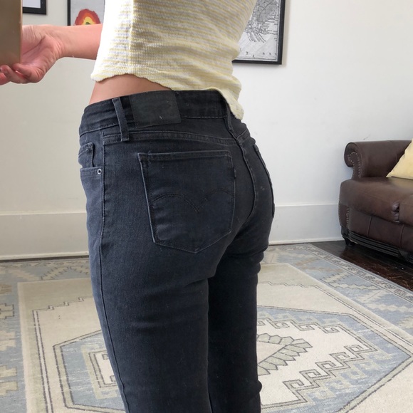 Levi’s - Picture 2 of 4